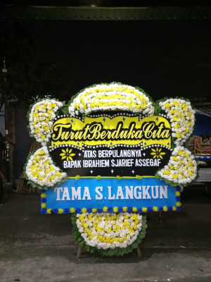 Papan Bunga Duka di Trenggalek